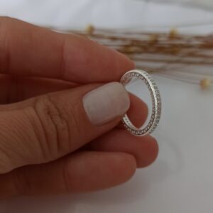 Anel de Prata Cravejado Borda de Coração